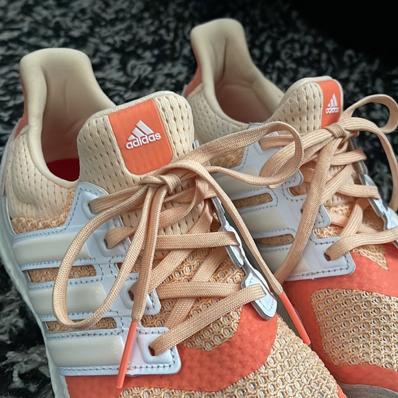 ADIDAS ULTRA BOOST - Picture 7 of 14